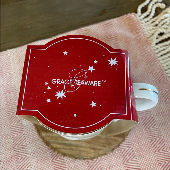 Nutcracker Ballet Christmas Mugs - Picture 4 of 4